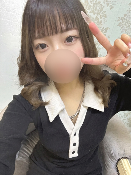 新人　らら